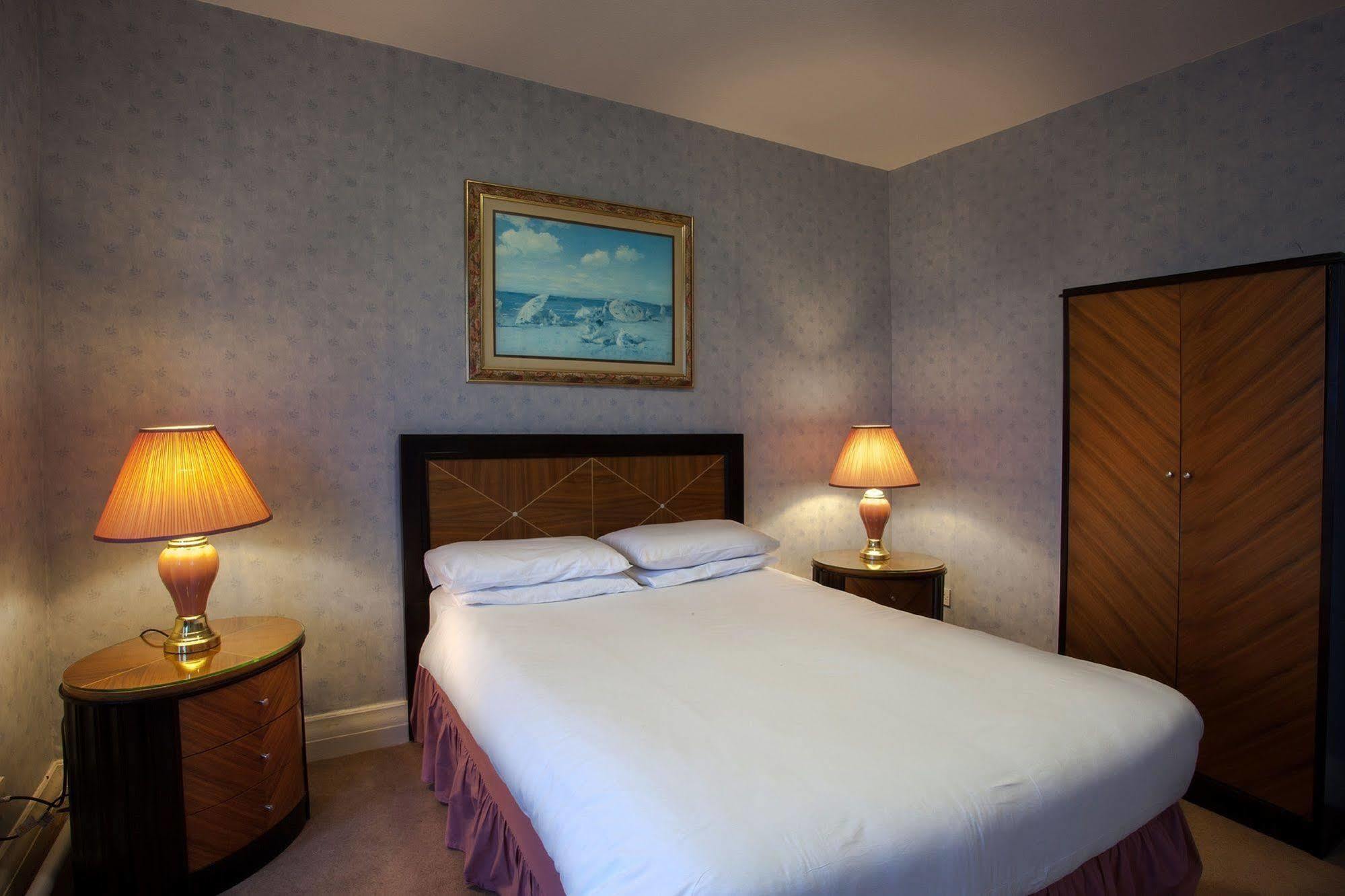 Britannia Hotel, Stockport Bagian luar foto