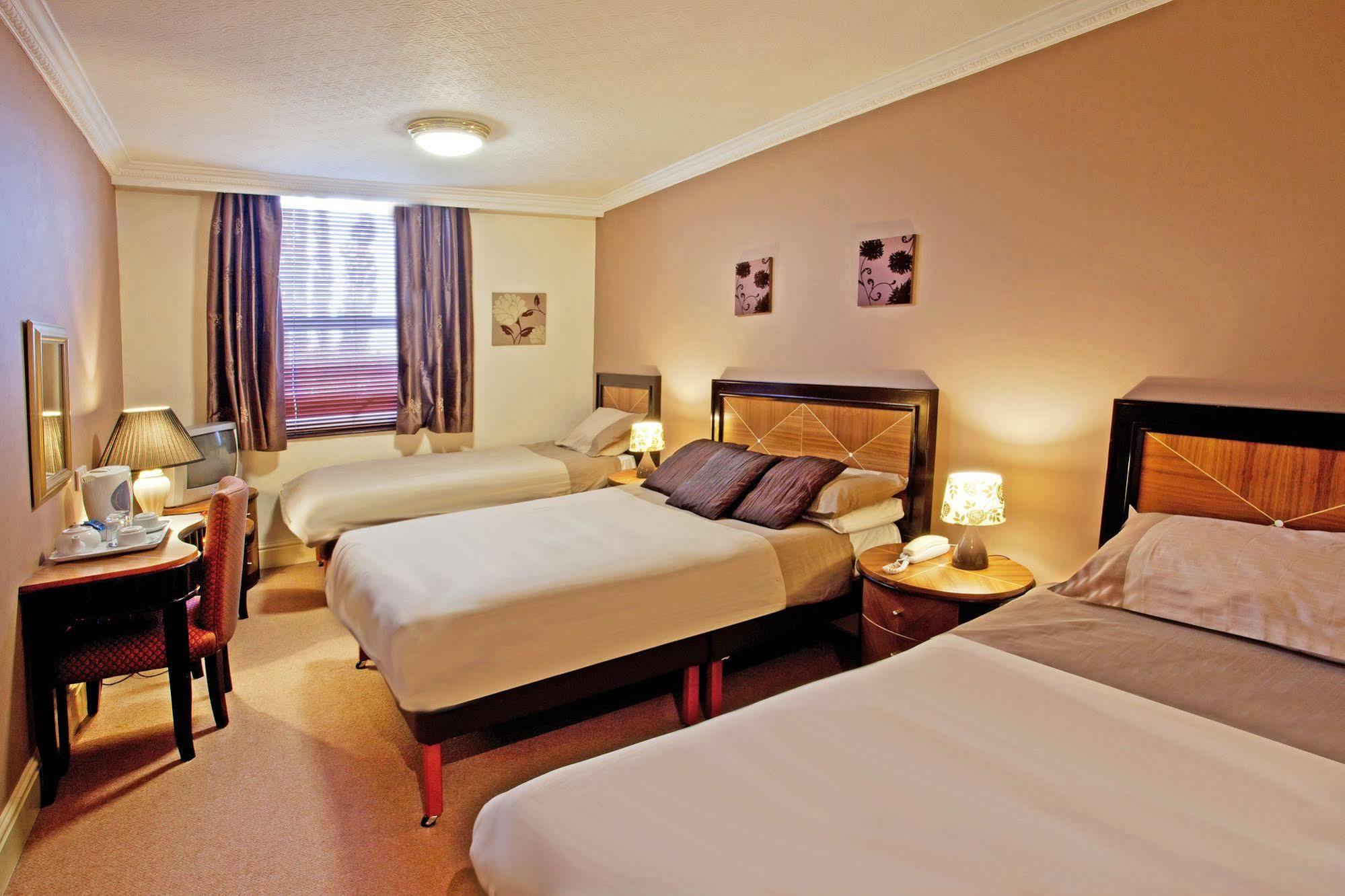 Britannia Hotel, Stockport Bagian luar foto