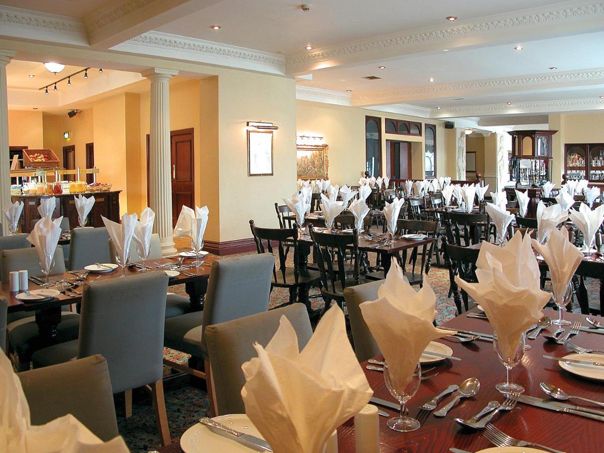 Britannia Hotel, Stockport Bagian luar foto